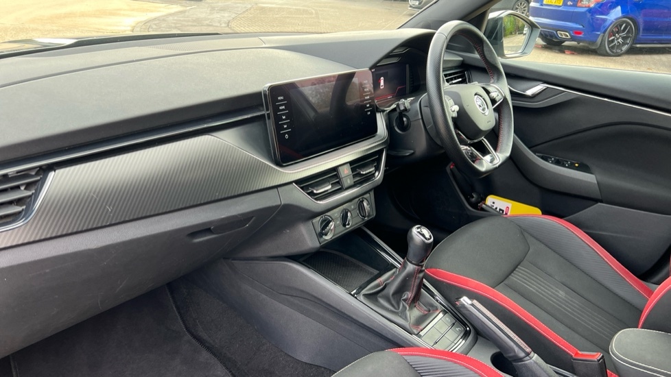 Used Skoda Kamiq 2022 for sale - 76623536: Photo 2