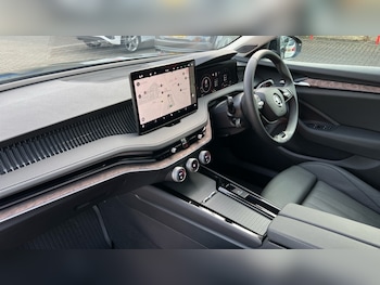 Used Skoda Superb 2025 for sale - 75409767: Photo