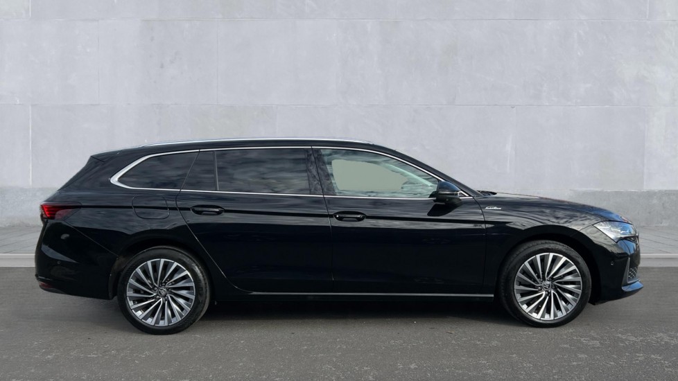 Used Skoda Superb 2024 for sale - 76609522: Photo 4