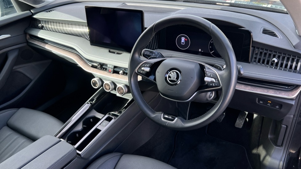 Used Skoda Superb 2024 for sale - 76609522: Photo 6