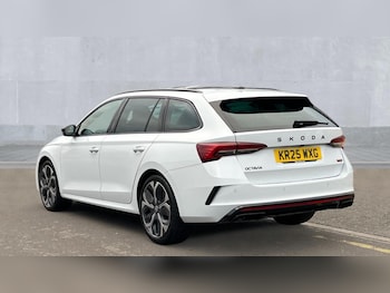Used Skoda Octavia 2025 for sale - 76438112: Photo