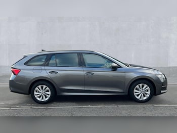 Used Skoda Octavia 2024 for sale - 76507688: Photo