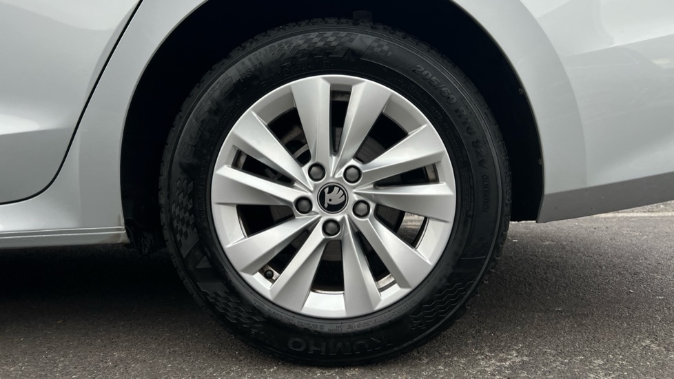 Used Skoda Octavia 2025 for sale - 76796559: Photo 19