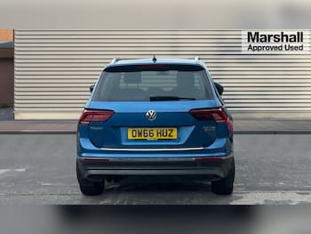 Used Volkswagen Tiguan 2017 for sale - 75602820: Photo