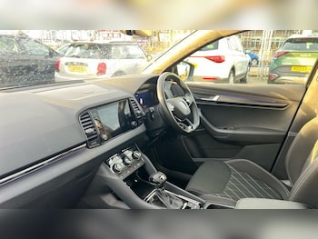 Used Skoda Karoq 2024 for sale - 76704504: Photo