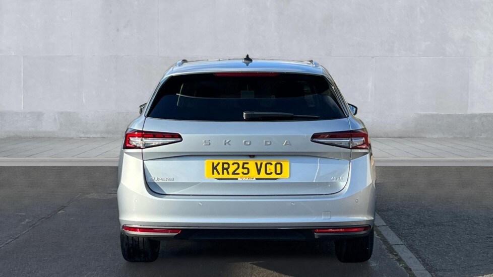 Used Skoda Superb 2025 for sale - 76438146: Photo 11