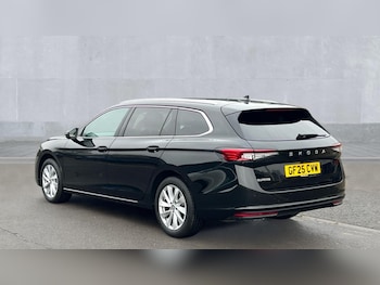 Used Skoda Superb 2025 for sale - 76722244: Photo