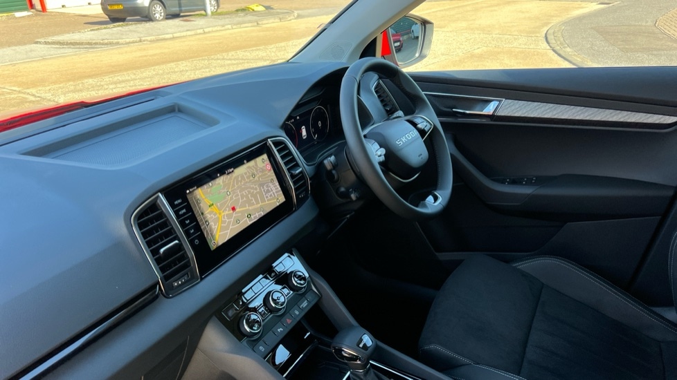 Used Skoda Karoq 2025 for sale - 76161500: Photo 2