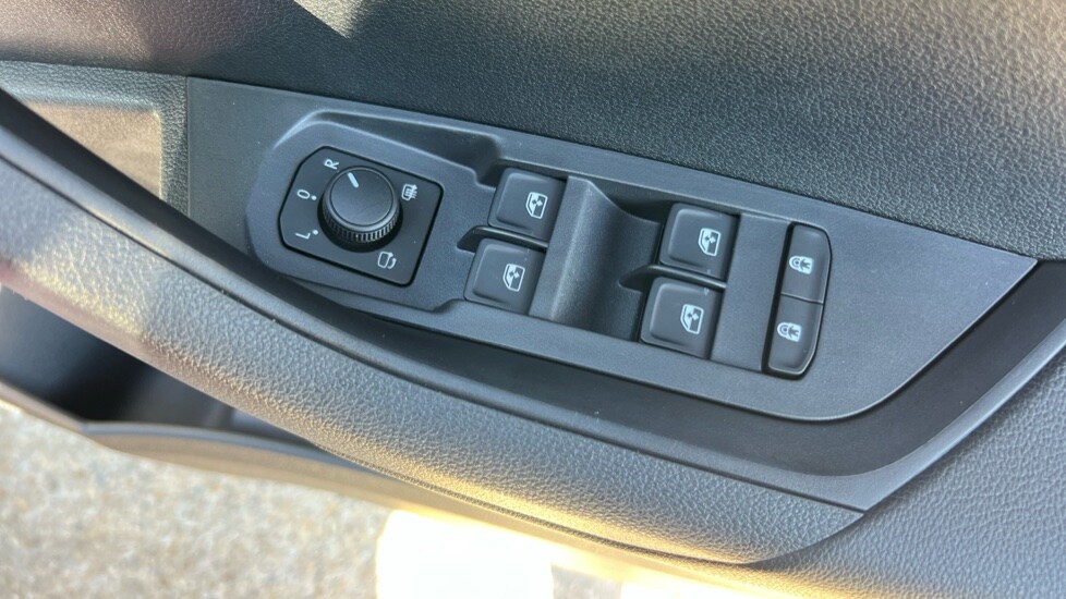 Used Skoda Karoq 2025 for sale - 76161500: Photo 35