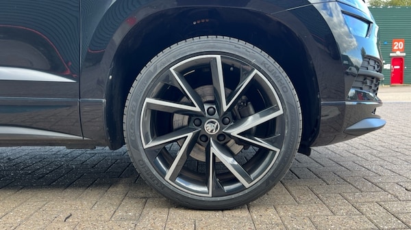 Used Skoda Karoq 2021 for sale - 76229292: Photo 18