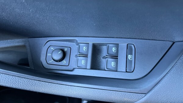 Used Skoda Karoq 2023 for sale - 76130865: Photo 26