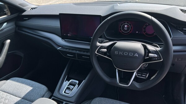 Used Skoda Octavia 2025 for sale - 75409749: Photo 27
