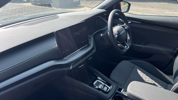 Used Skoda Octavia 2025 for sale - 75409749: Photo 2