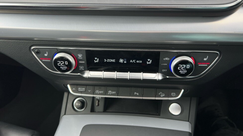 Used Audi Q5 2023 for sale - 76023228: Photo 30