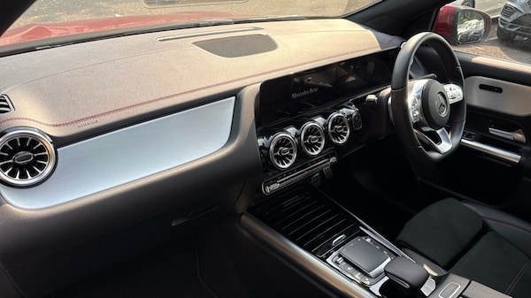 Used Mercedes-Benz EQA 2021 for sale - 75461989: Photo 11