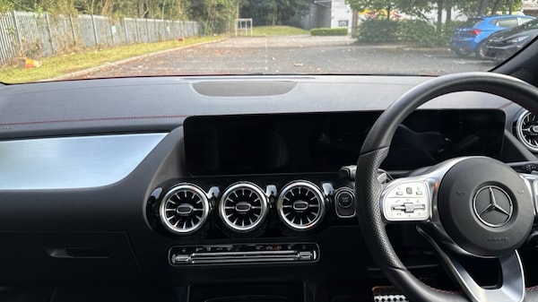 Used Mercedes-Benz EQA 2021 for sale - 75461989: Photo 13