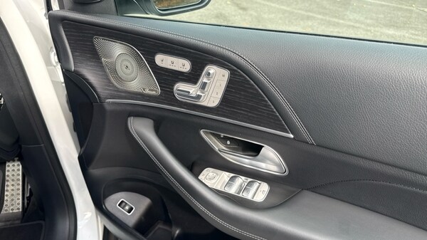 Used Mercedes-Benz GLE 2023 for sale - 75745712: Photo 37