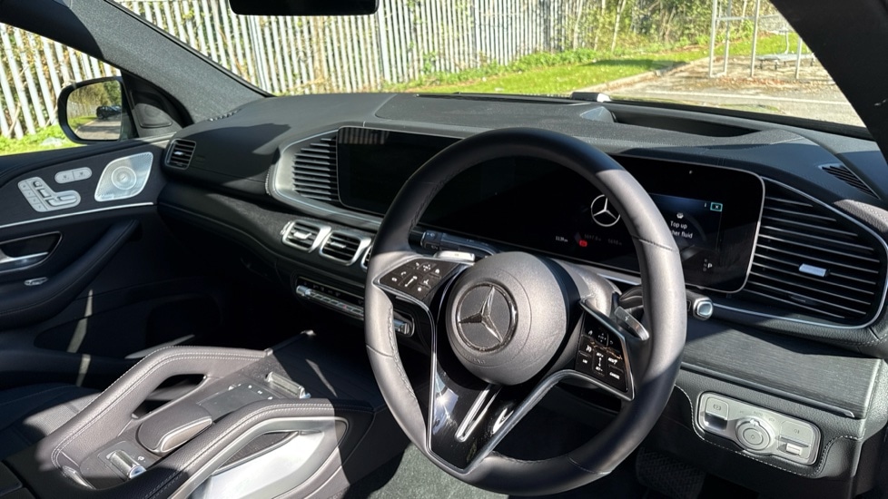 Used Mercedes-Benz GLE 2025 for sale - 75934791: Photo 3