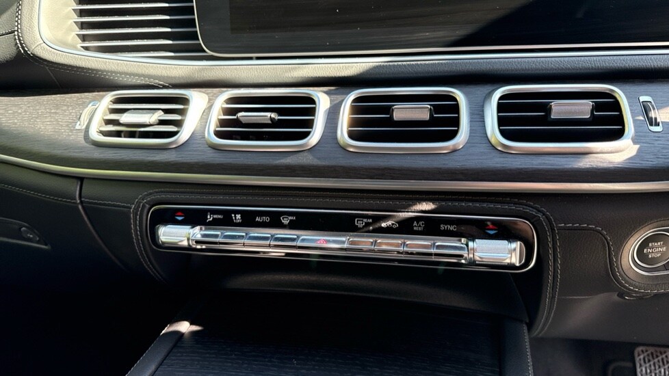 Used Mercedes-Benz GLE 2025 for sale - 75934791: Photo 36