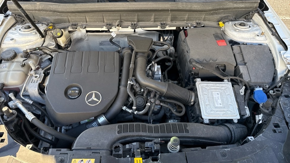 Used Mercedes-Benz GLB 2023 for sale - 76647890: Photo 19