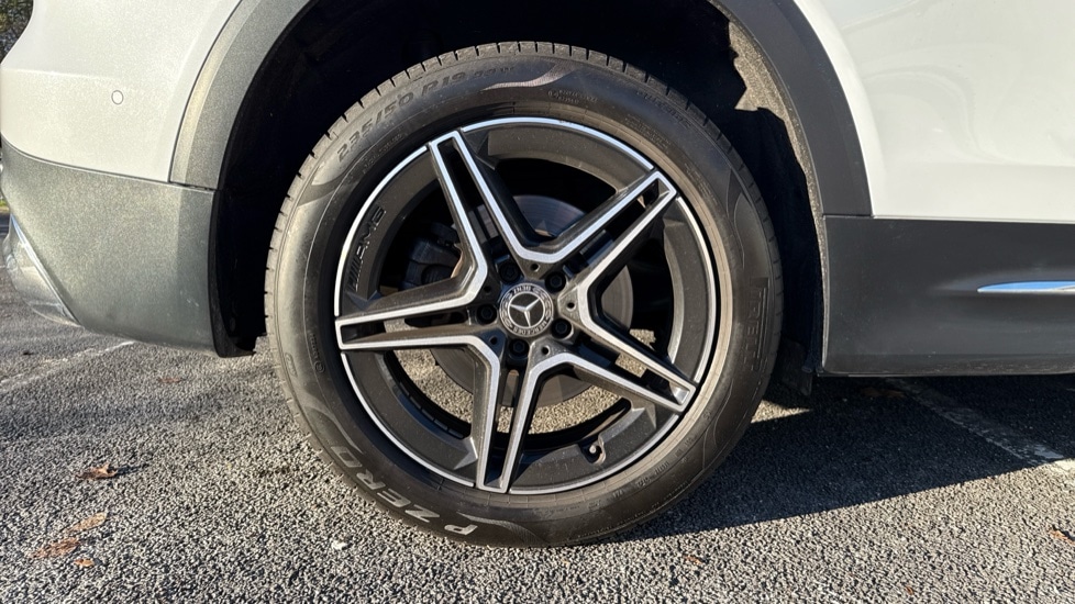 Used Mercedes-Benz GLB 2023 for sale - 76647890: Photo 27