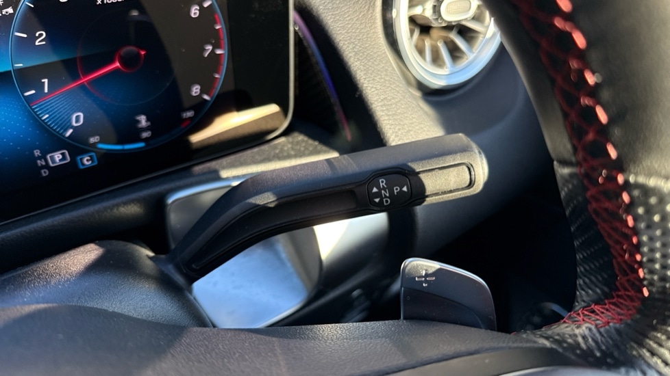 Used Mercedes-Benz GLB 2023 for sale - 76647890: Photo 31