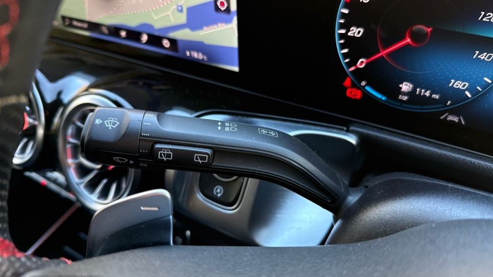 Used Mercedes-Benz GLB 2023 for sale - 76647890: Photo 32