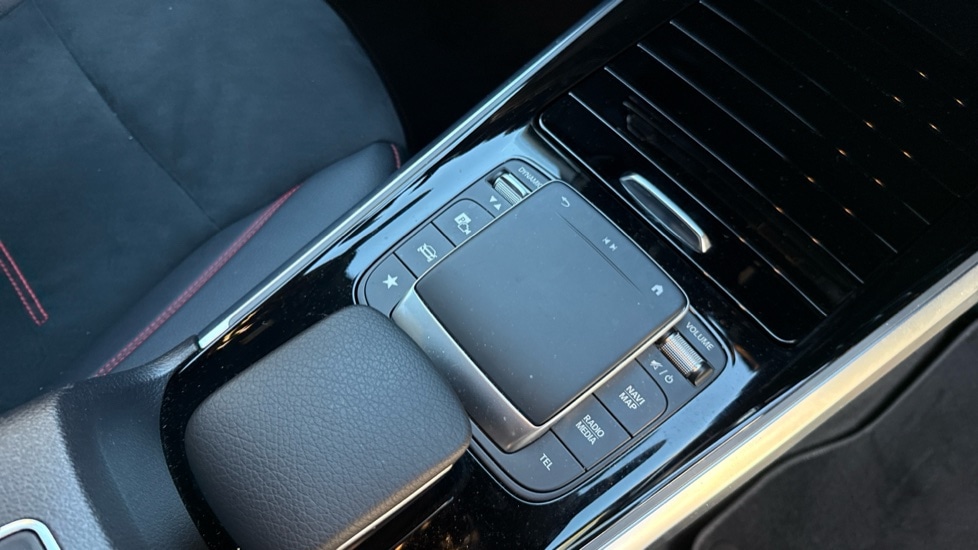 Used Mercedes-Benz GLB 2023 for sale - 76647890: Photo 35