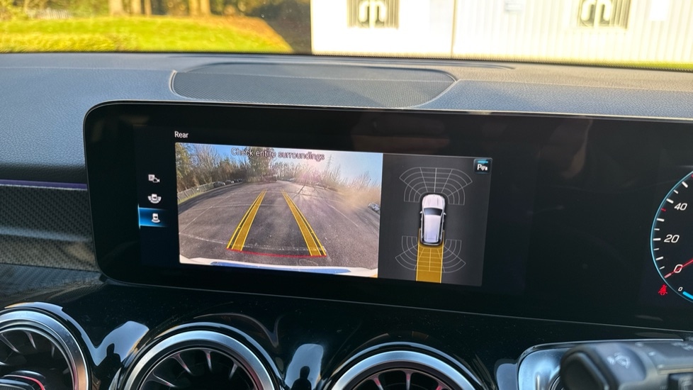 Used Mercedes-Benz GLB 2023 for sale - 76647890: Photo 40