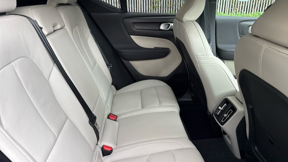 Used Volvo XC40 2024 for sale - 76847075: Photo 14