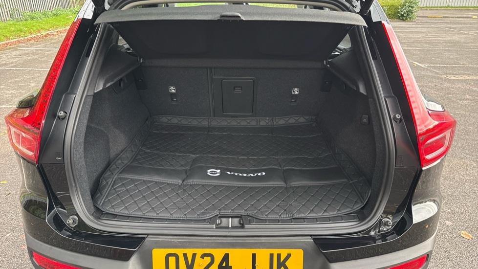 Used Volvo XC40 2024 for sale - 76847075: Photo 15