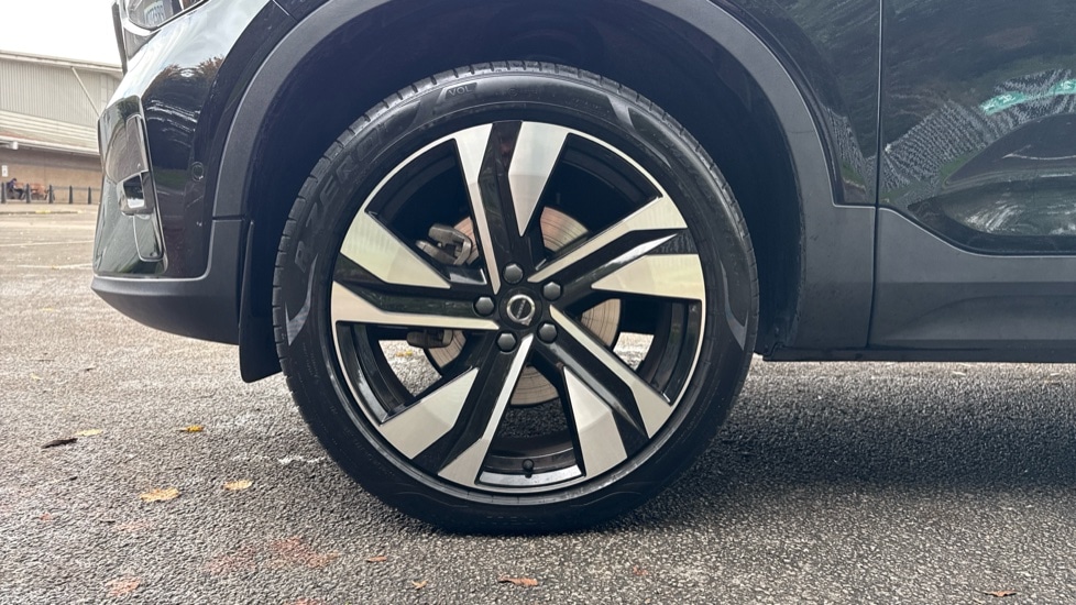 Used Volvo XC40 2024 for sale - 76847075: Photo 17