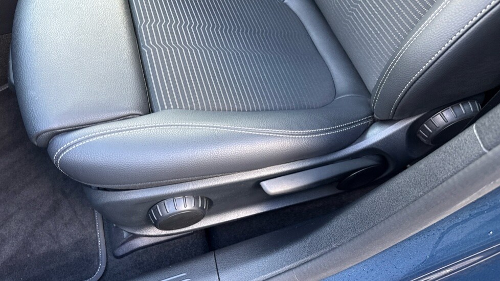 Used Mercedes-Benz A-Class 2021 for sale - 76074433: Photo 39