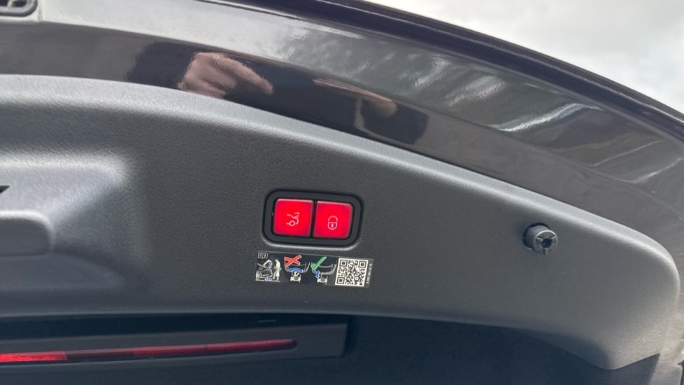 Used Mercedes-Benz CLE 2024 for sale - 76328102: Photo 18