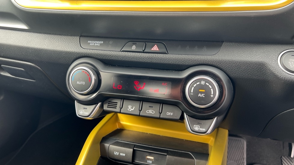 Used Kia Stonic 2023 for sale - 76556979: Photo 37