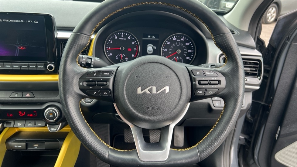 Used Kia Stonic 2023 for sale - 76556979: Photo 41