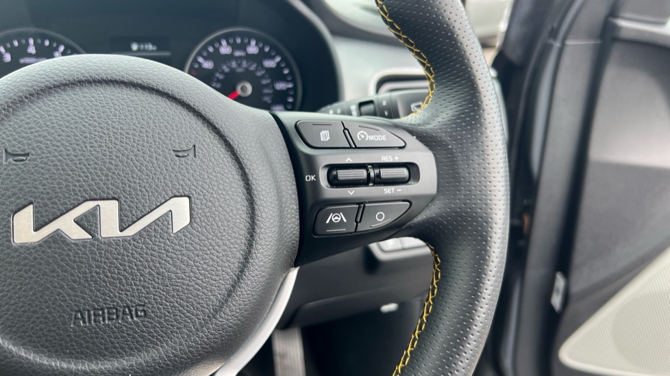 Used Kia Stonic 2023 for sale - 76556979: Photo 47