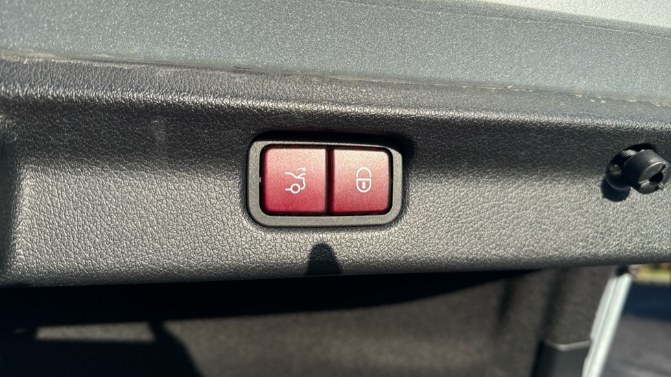 Used Mercedes-Benz EQA 2022 for sale - 77099115: Photo 18