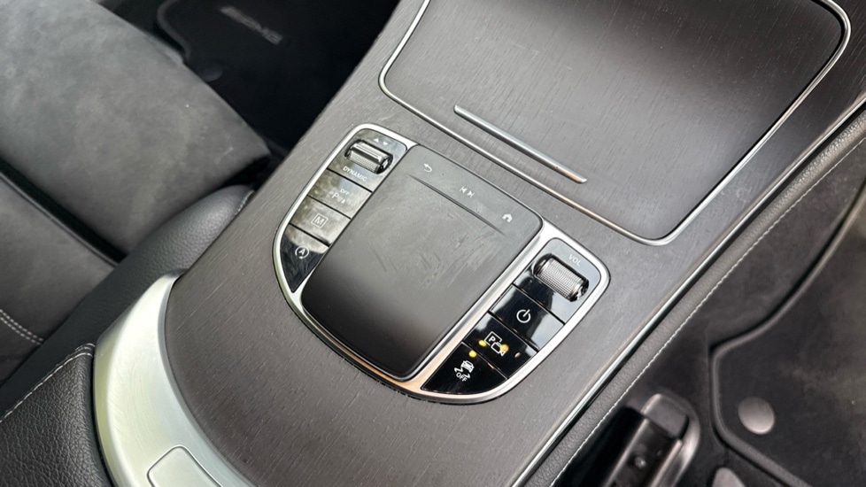 Used Mercedes-Benz GLC 2020 for sale - 76251725: Photo 35