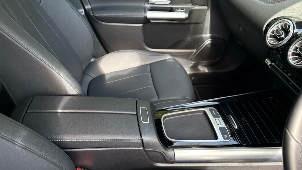 Used Mercedes-Benz EQA 2024 for sale - 75959643: Photo 34