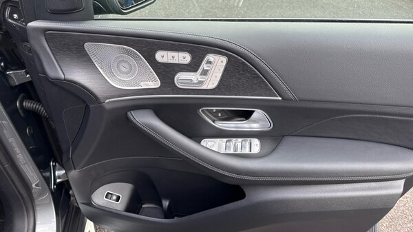 Used Mercedes-Benz GLS 2024 for sale - 75472383: Photo 37