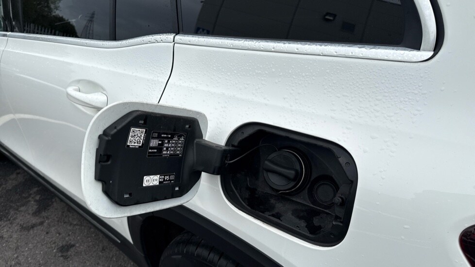 Used Mercedes-Benz GLB 2021 for sale - 76145951: Photo 28