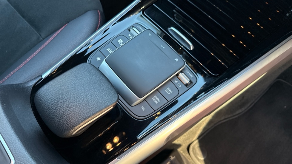 Used Mercedes-Benz GLB 2022 for sale - 76575107: Photo 35