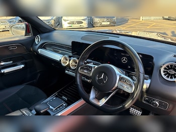 Used Mercedes-Benz GLB 2022 for sale - 76575107: Photo