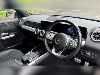 Used Mercedes-Benz EQB 2022 for sale - 76361861: Photo