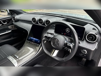 Used Mercedes-Benz C-Class 2023 for sale - 76044211: Photo 3