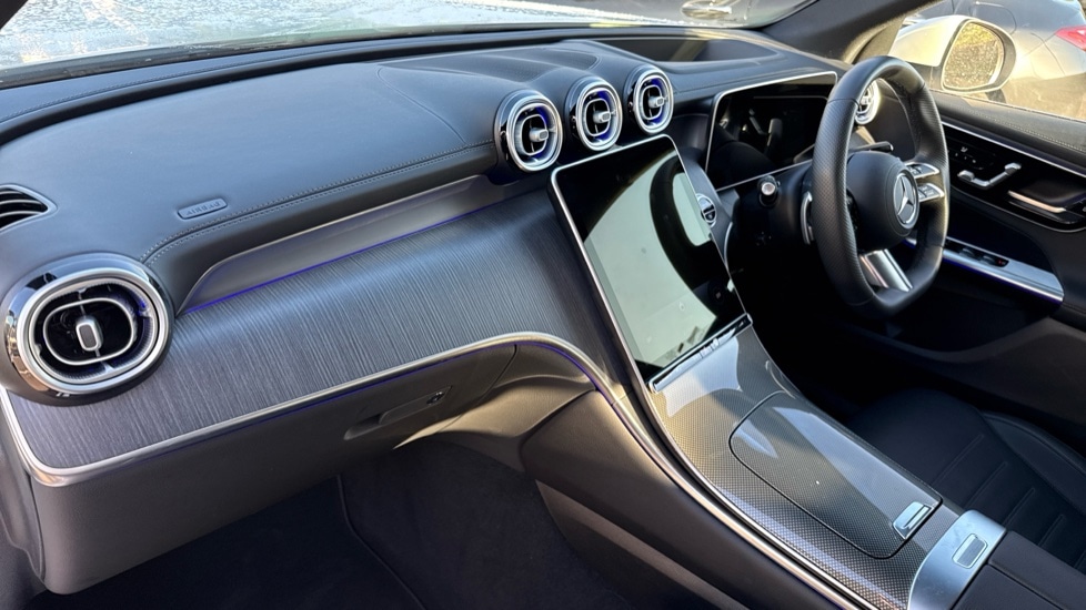 Used Mercedes-Benz GLC 2024 for sale - 76575281: Photo 11