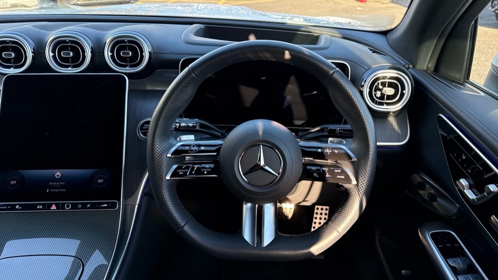 Used Mercedes-Benz GLC 2024 for sale - 76575281: Photo 12