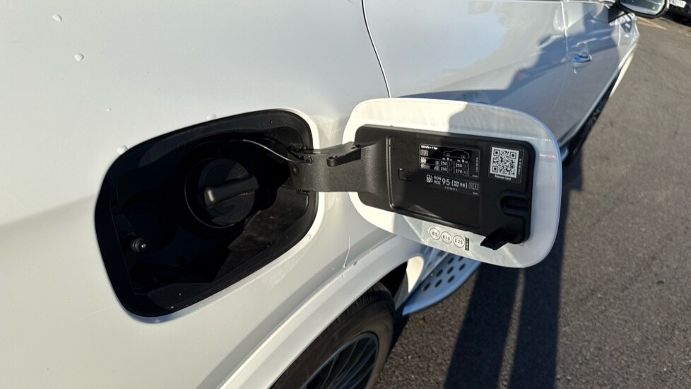 Used Mercedes-Benz GLC 2024 for sale - 76575281: Photo 28