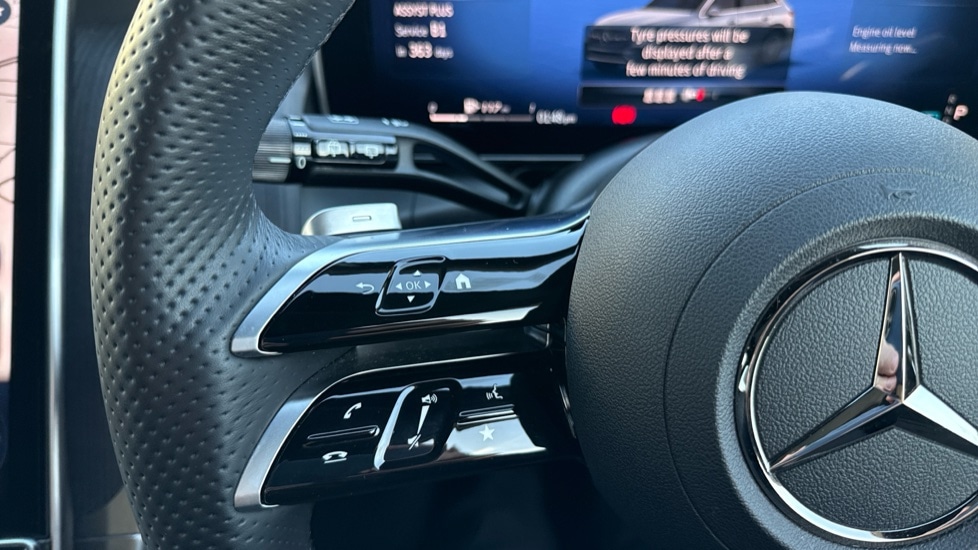 Used Mercedes-Benz GLC 2024 for sale - 76575281: Photo 30